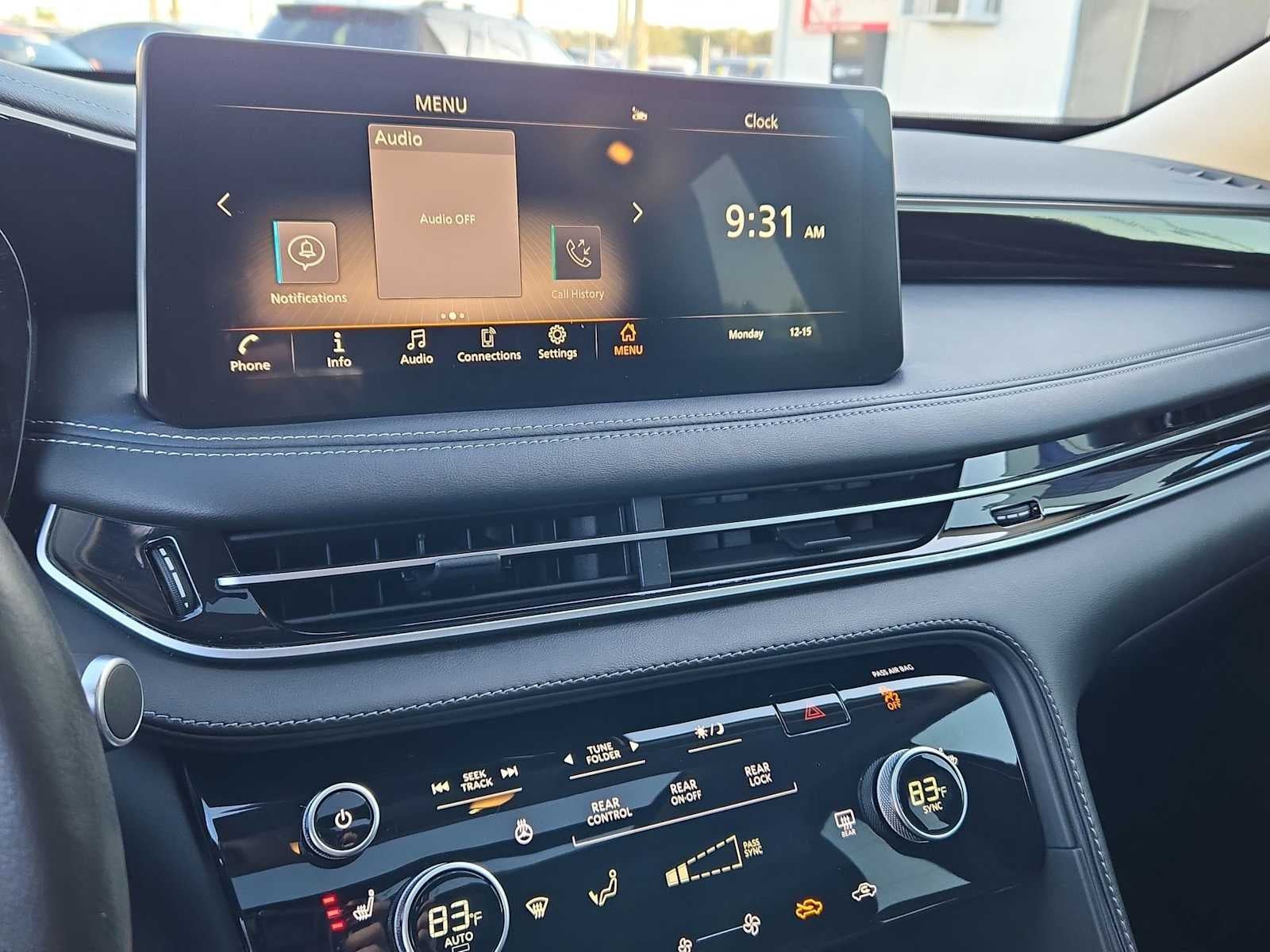 2024 INFINITI QX60 PURE