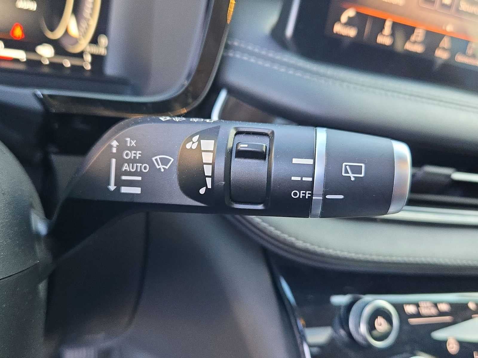 2023 INFINITI QX60 SENSORY