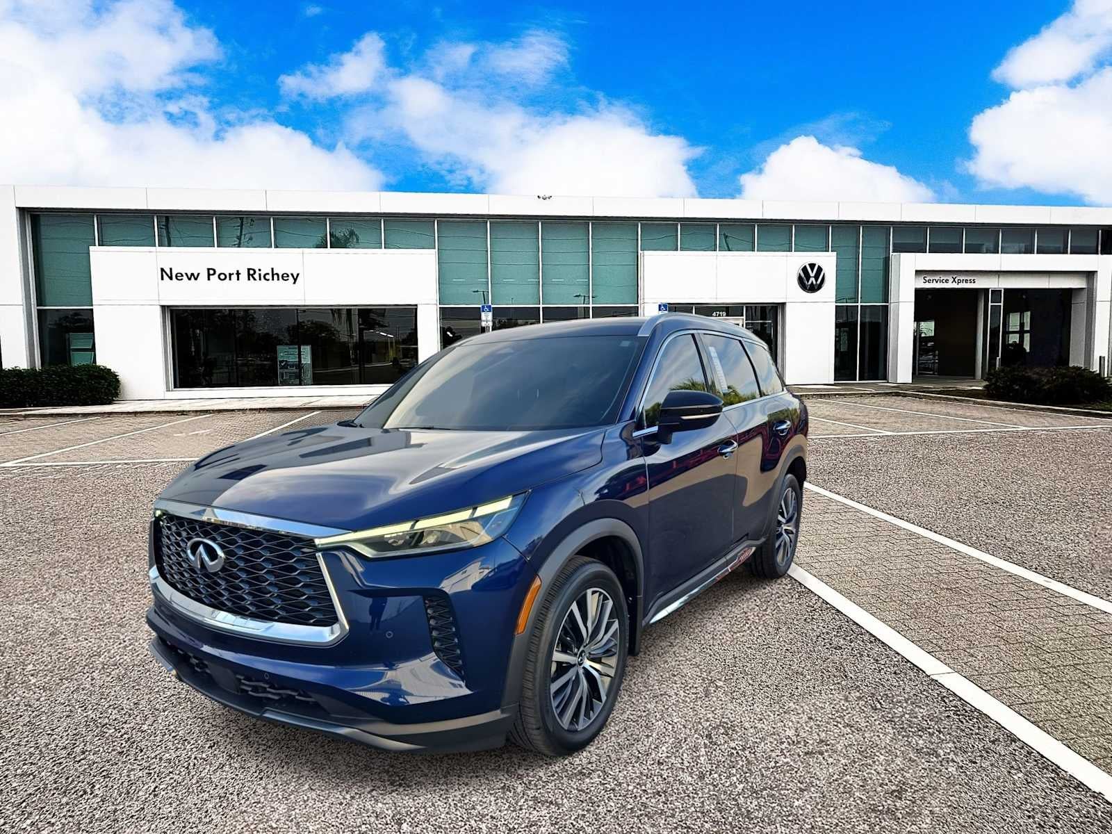 2023 INFINITI QX60 SENSORY
