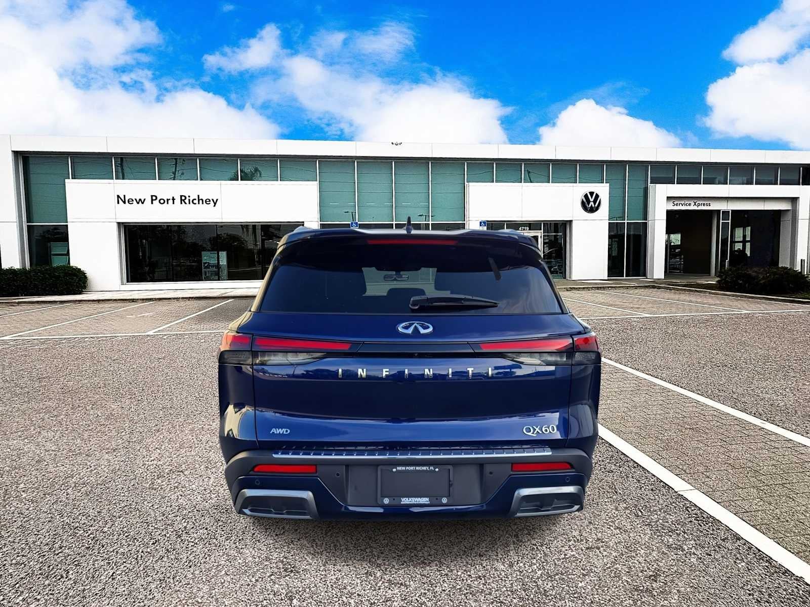 2023 INFINITI QX60 SENSORY