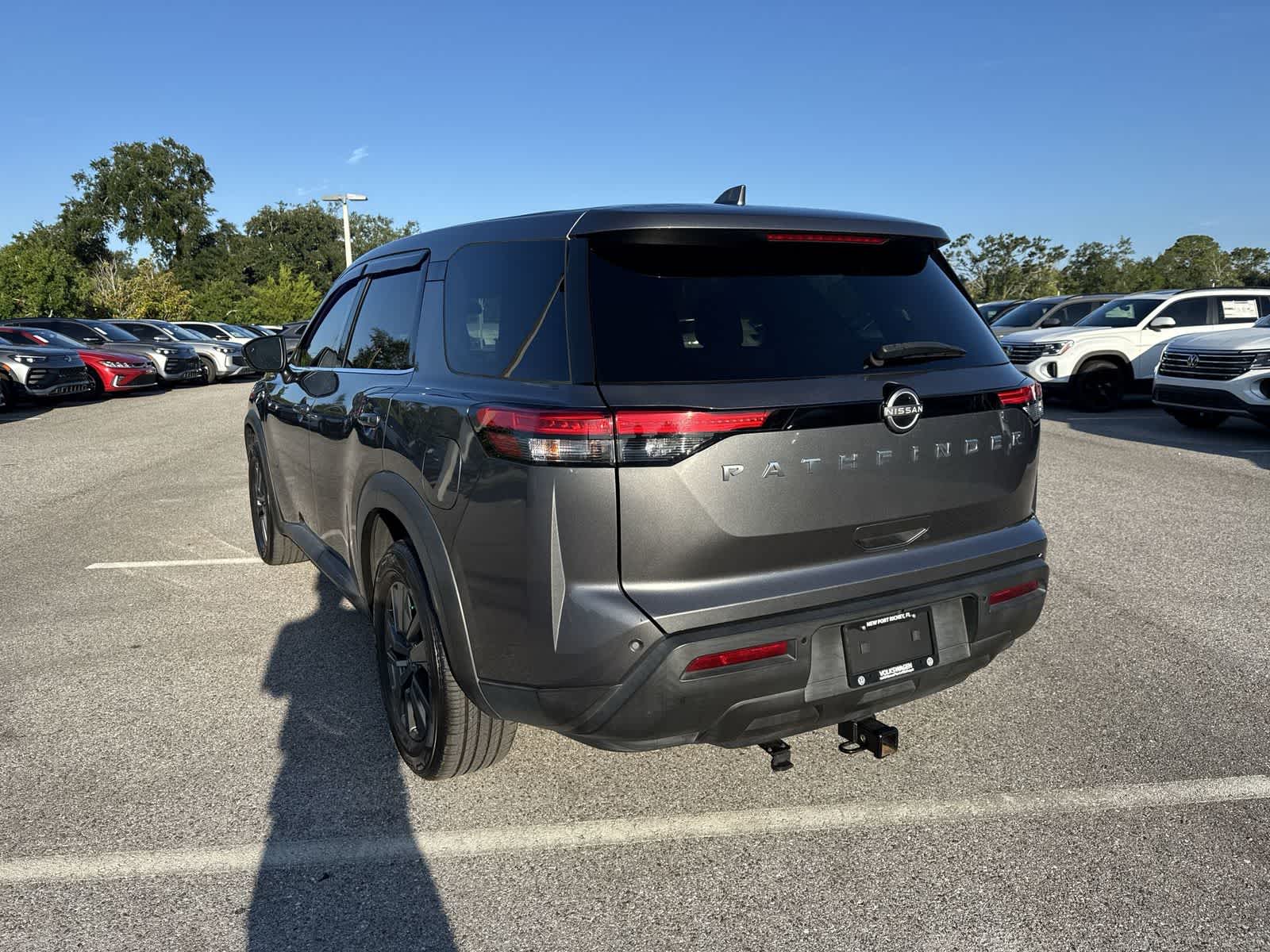 2022 Nissan Pathfinder S
