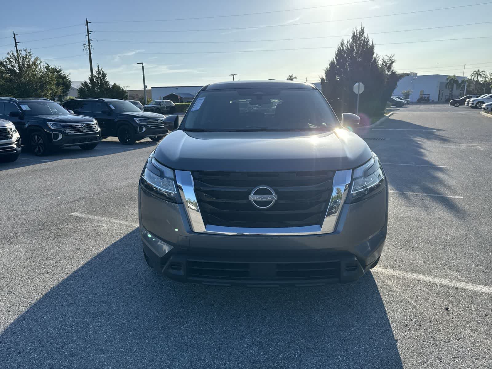 2022 Nissan Pathfinder S