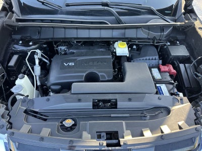 2022 Nissan Pathfinder S