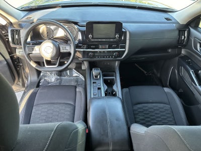 2022 Nissan Pathfinder S