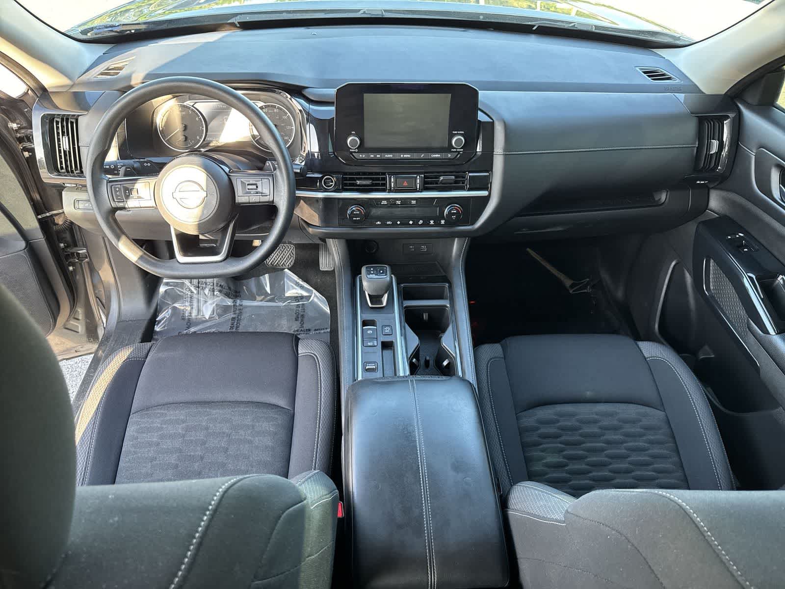 2022 Nissan Pathfinder S