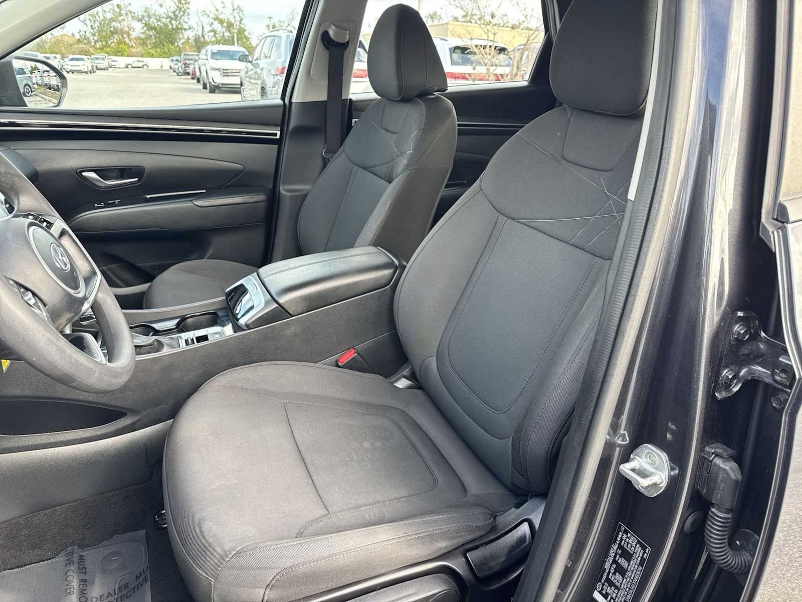 2022 Hyundai Tucson SE