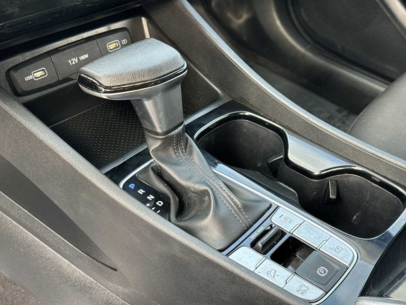 2022 Hyundai Tucson SE