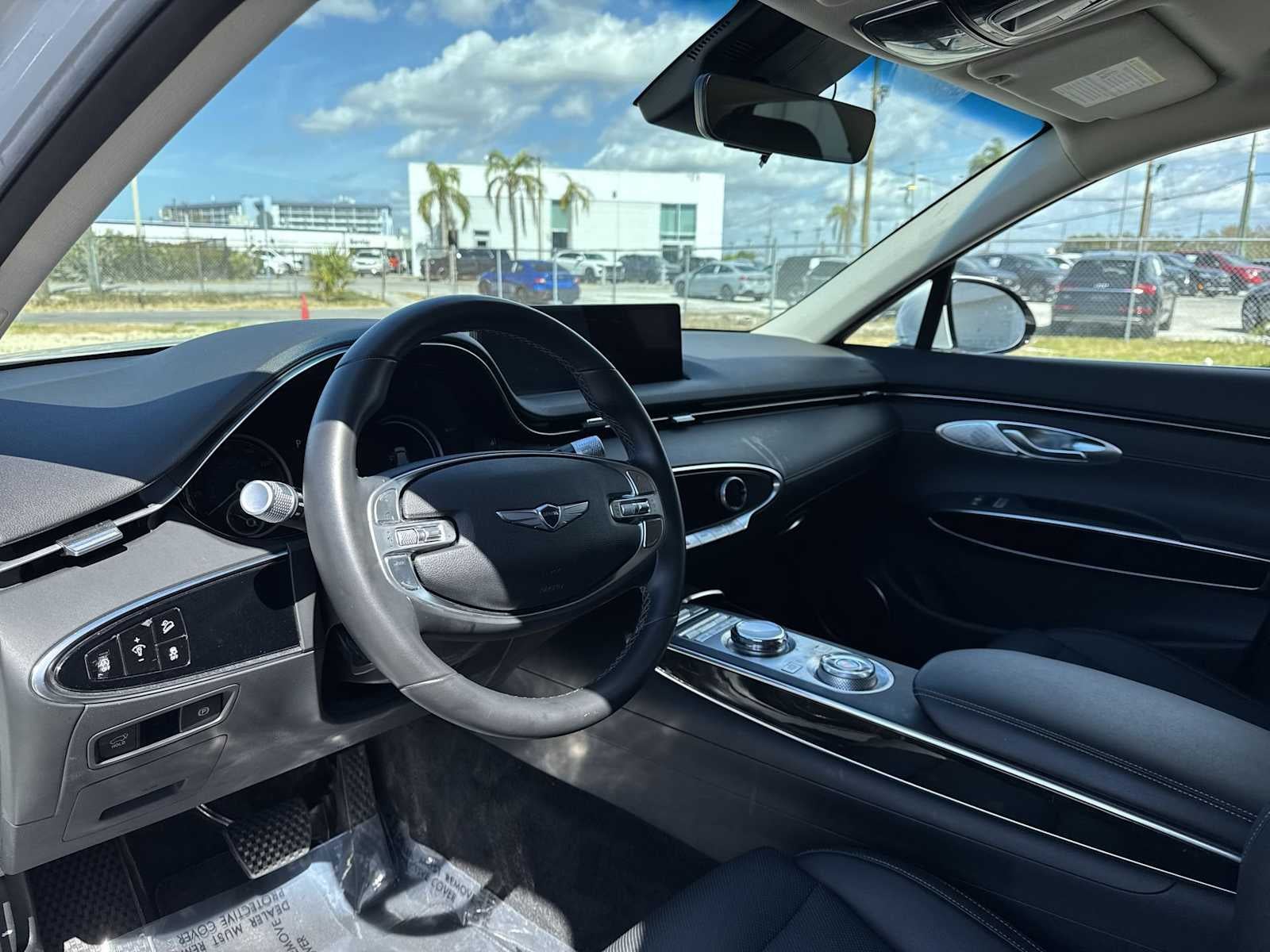 2025 Genesis GV70 2.5T