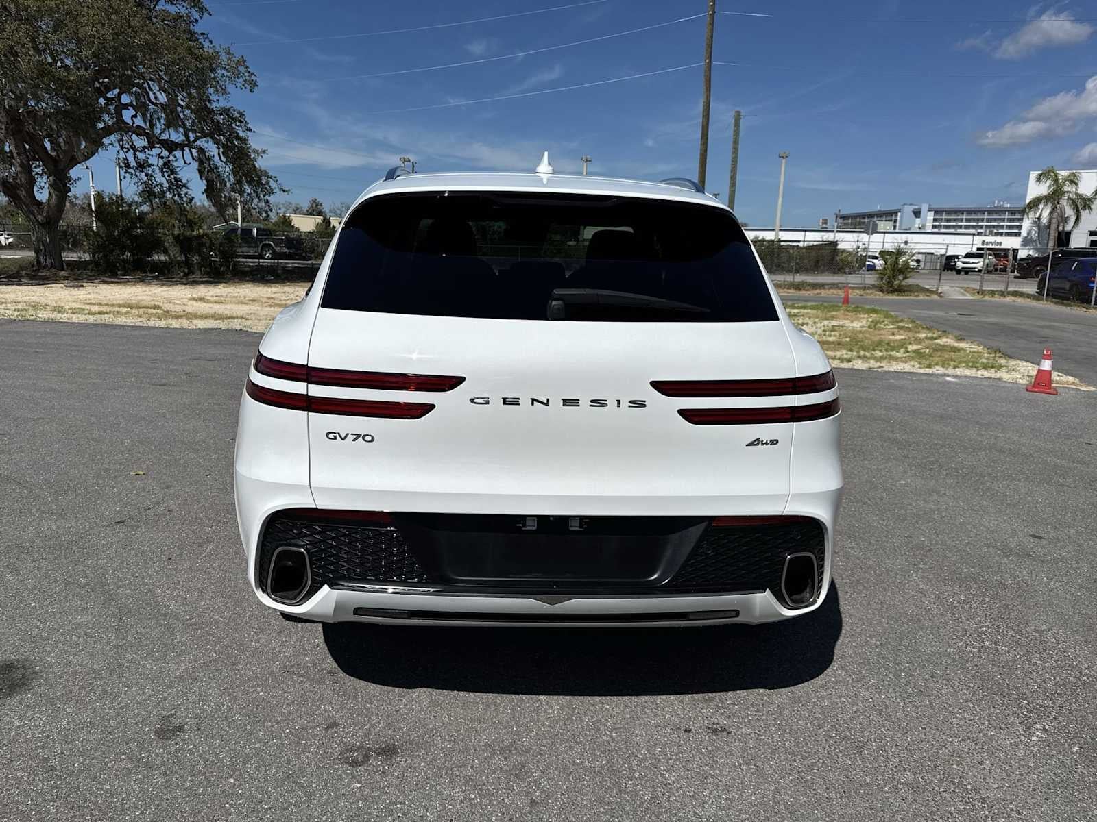 2025 Genesis GV70 2.5T