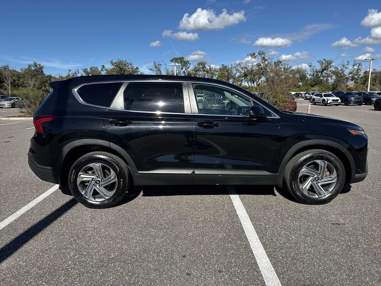 2023 Hyundai Santa Fe SE