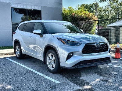 2022 Toyota Highlander Hybrid LE
