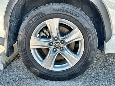 2022 Toyota Highlander Hybrid LE