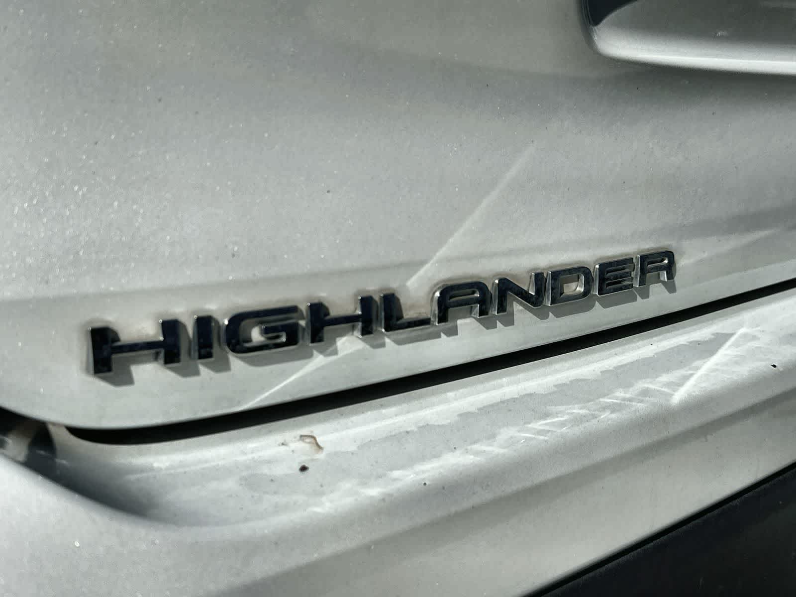 2022 Toyota Highlander Hybrid LE
