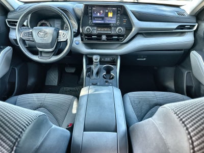 2022 Toyota Highlander Hybrid LE