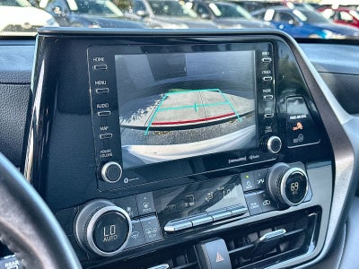 2022 Toyota Highlander Hybrid LE