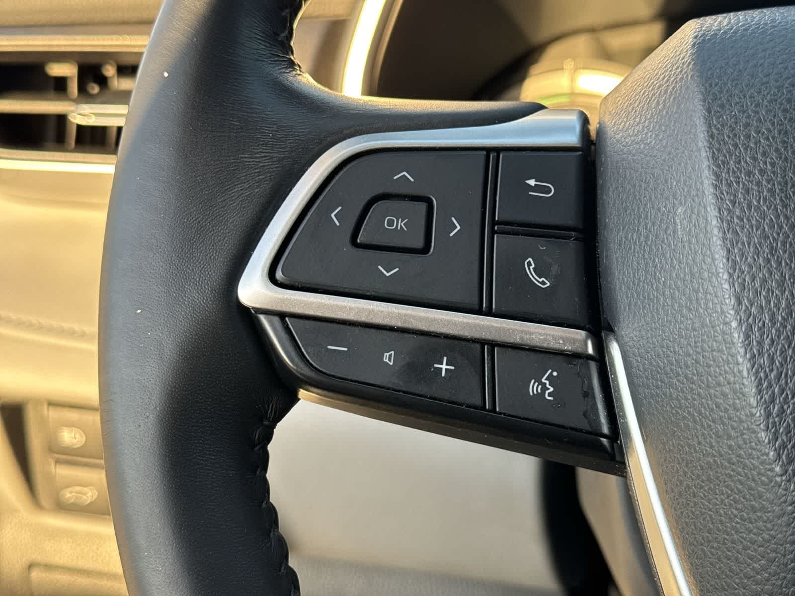 2022 Toyota Highlander Hybrid LE