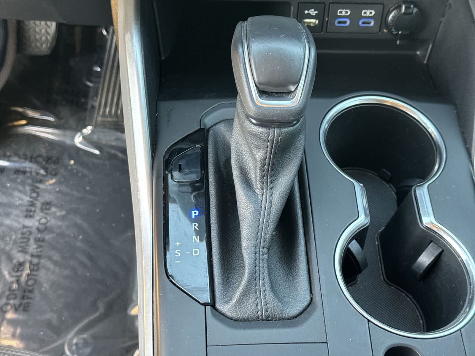 2022 Toyota Highlander Hybrid LE