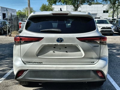 2022 Toyota Highlander Hybrid LE