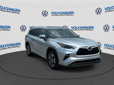 2025 Toyota Highlander XLE