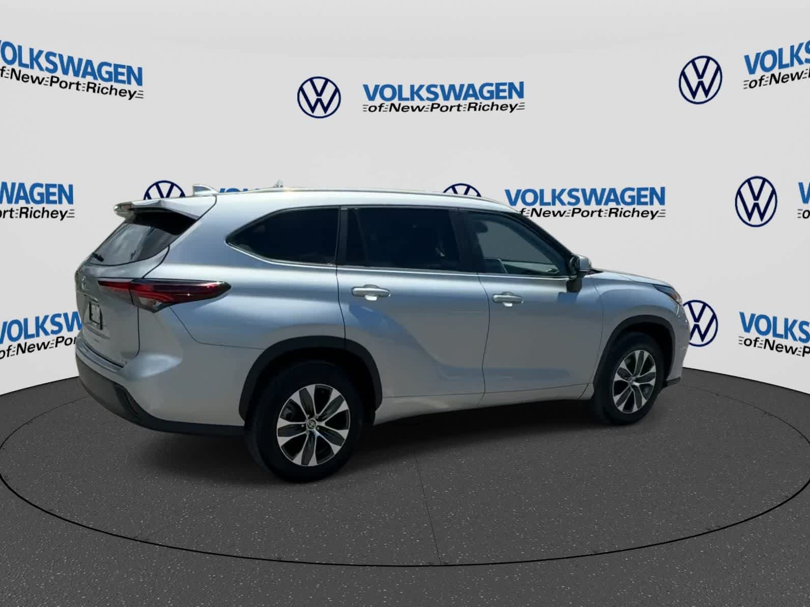 2025 Toyota Highlander XLE