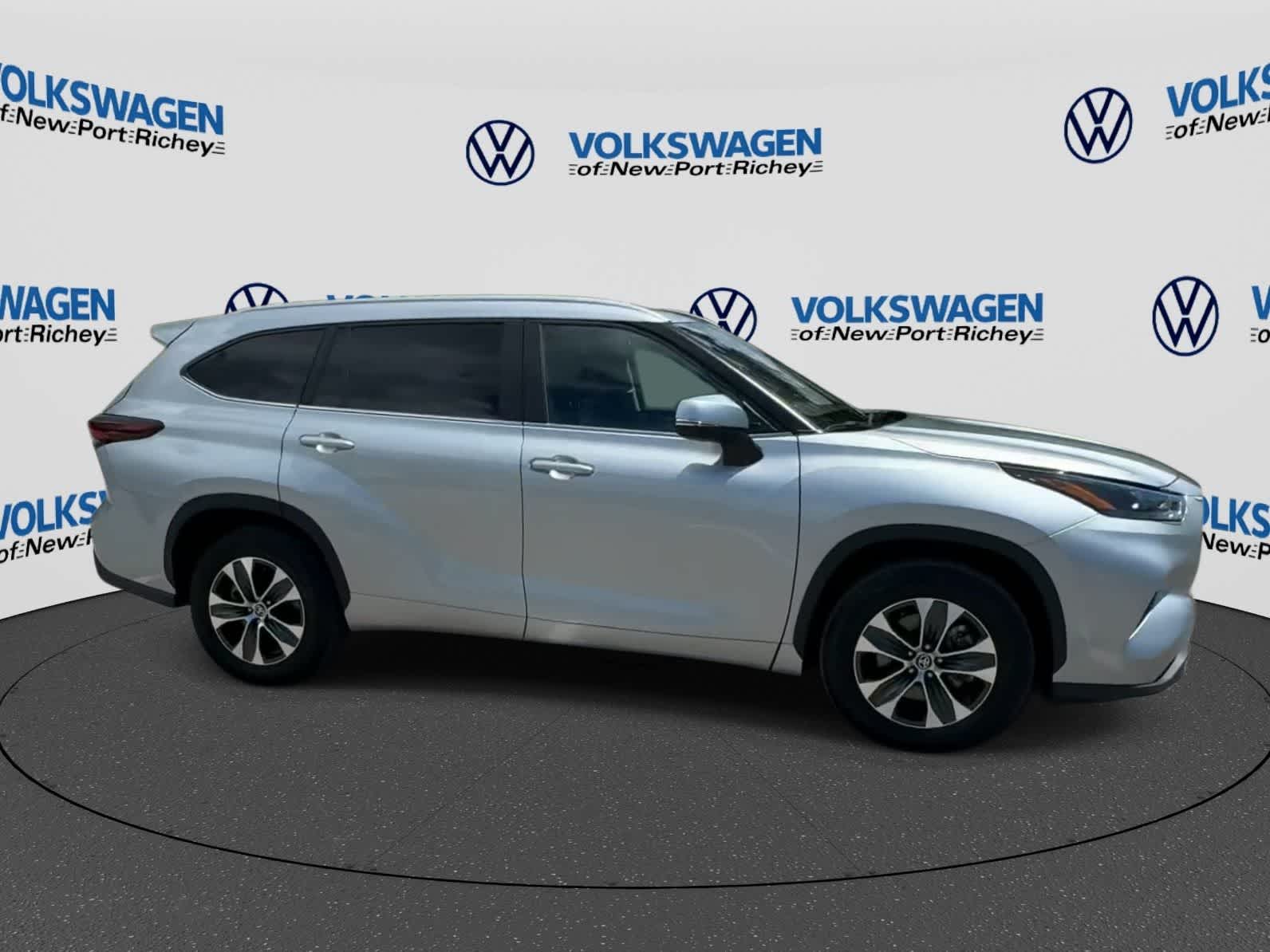 2025 Toyota Highlander XLE