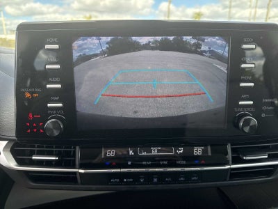 2023 Toyota Sienna LE