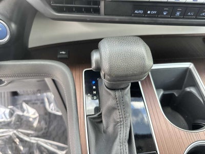 2023 Toyota Sienna LE