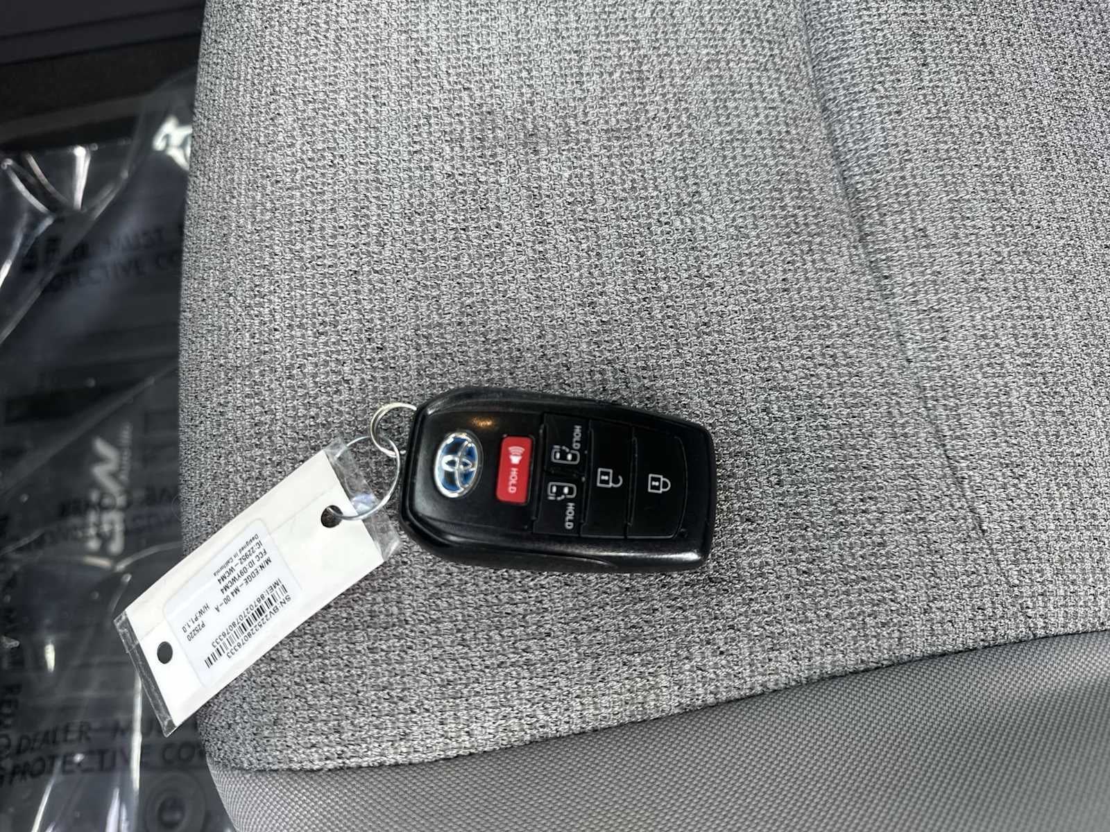 2023 Toyota Sienna LE