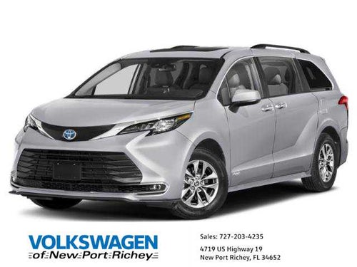 2021 Toyota Sienna XLE