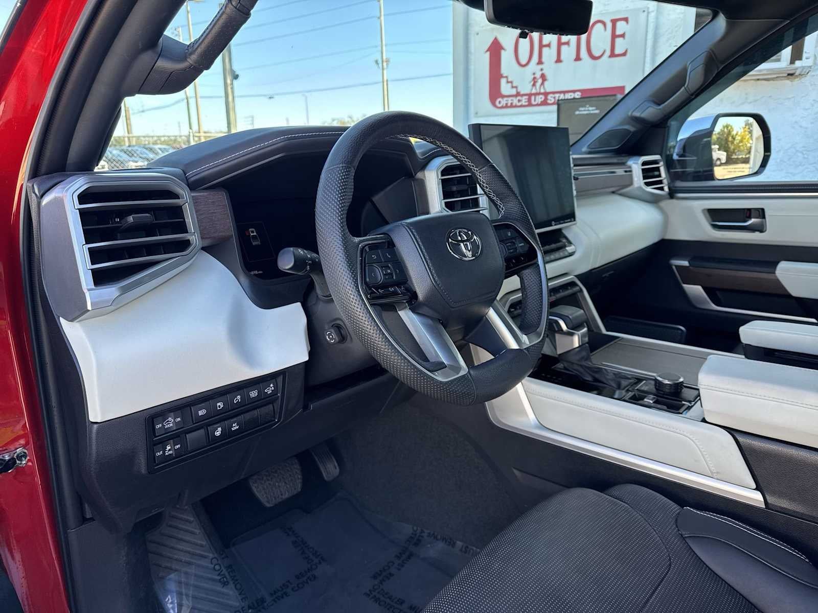 2023 Toyota Tundra Capstone Hybrid