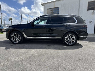 2023 BMW X7 xDrive40i