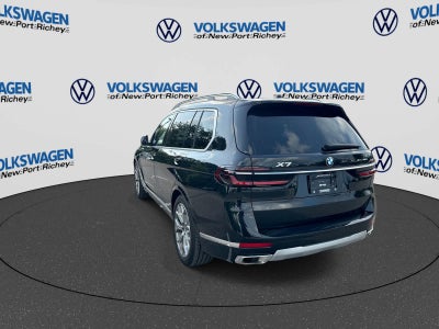 2025 BMW X7 xDrive40i