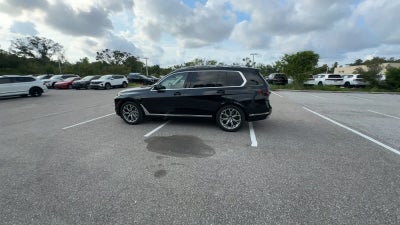 2025 BMW X7 xDrive40i