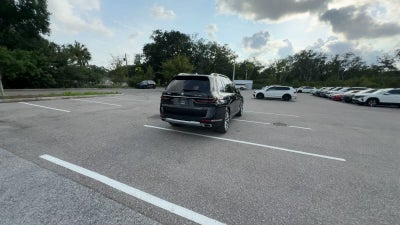 2025 BMW X7 xDrive40i
