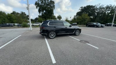 2025 BMW X7 xDrive40i