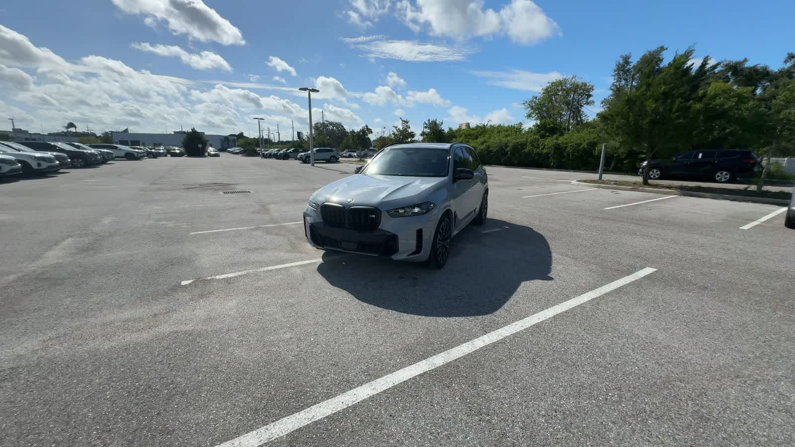 2024 BMW X5 M60i M60i
