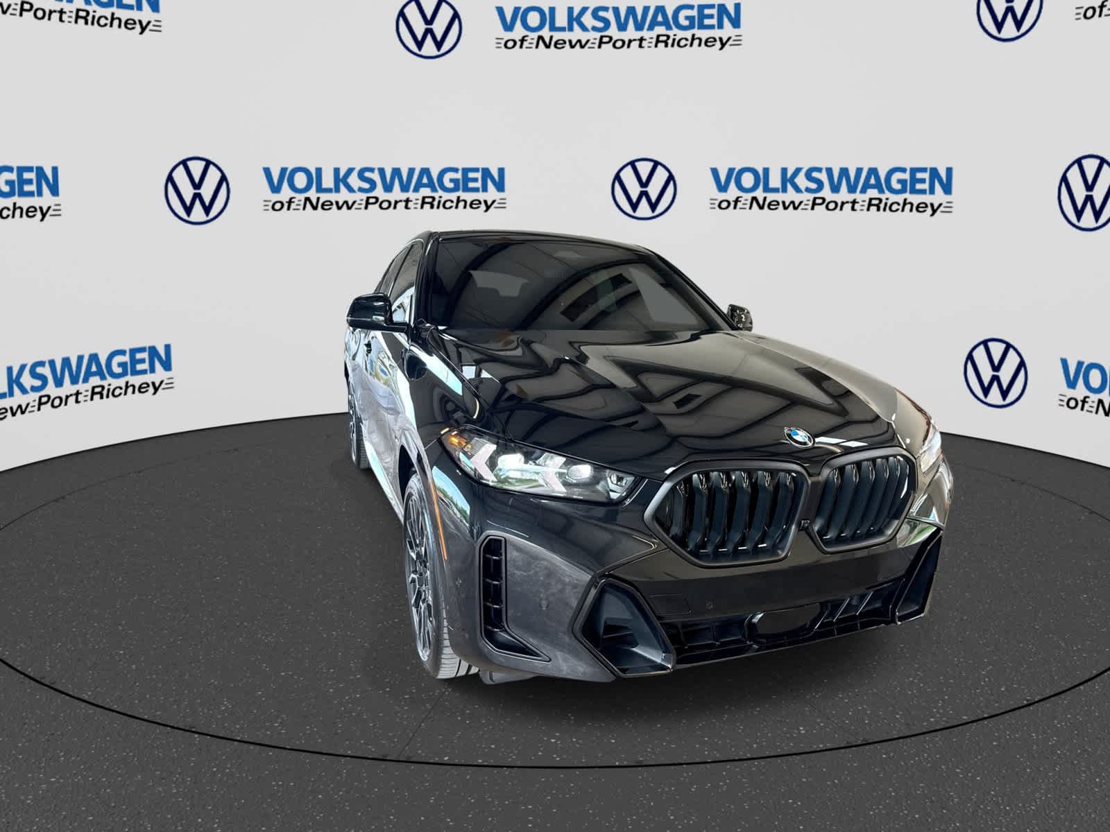2025 BMW X6 xDrive40i xDrive40i