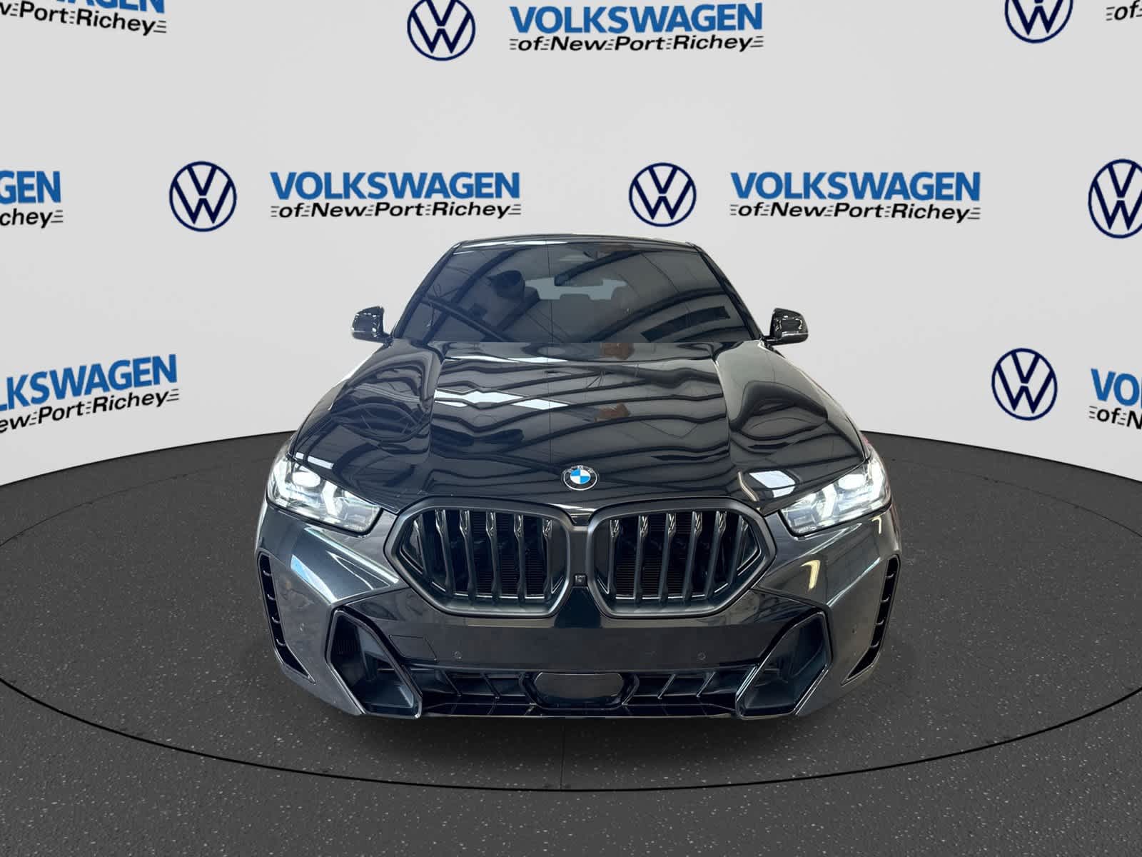 2025 BMW X6 xDrive40i xDrive40i