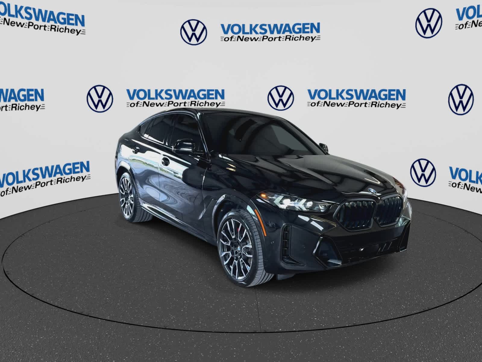 2025 BMW X6 xDrive40i xDrive40i