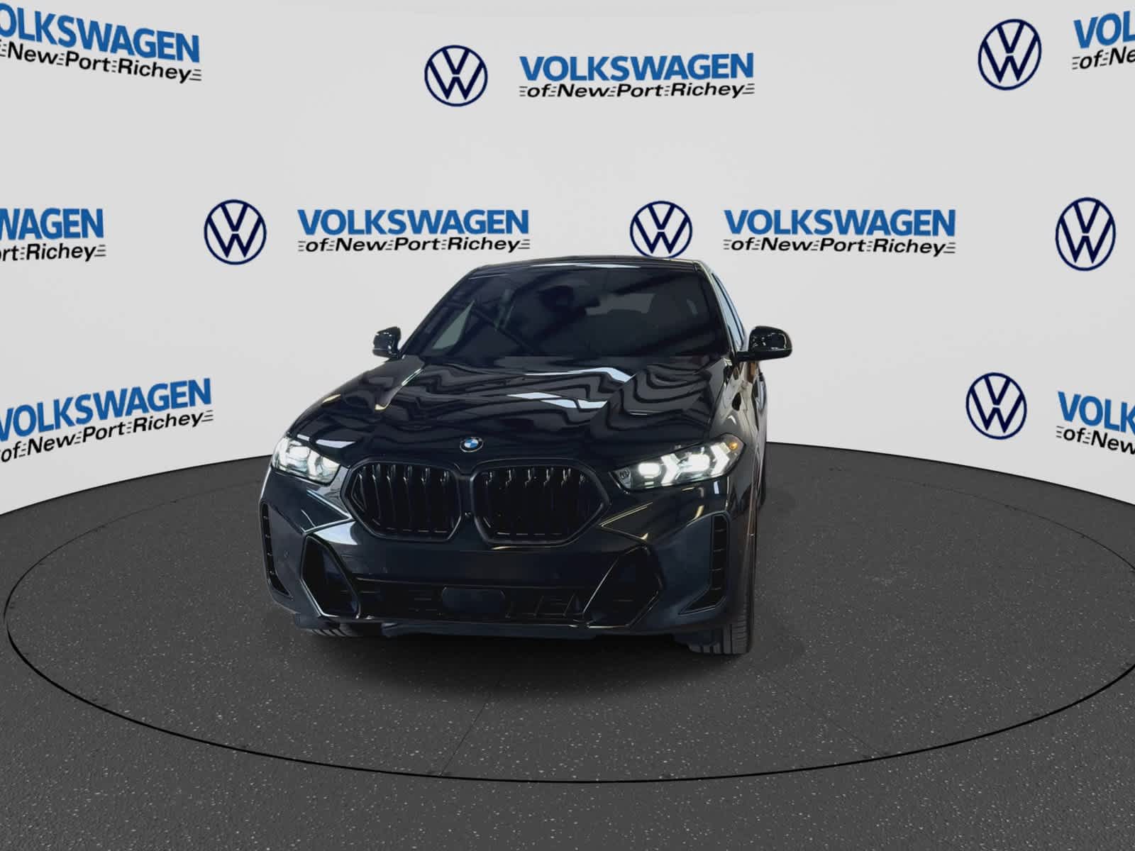 2025 BMW X6 xDrive40i xDrive40i