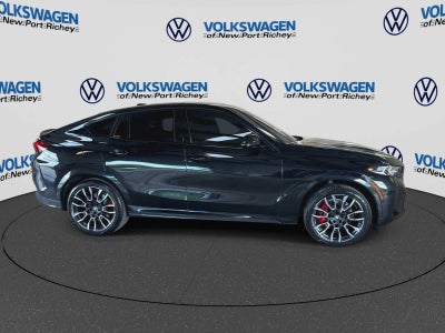 2025 BMW X6 xDrive40i xDrive40i