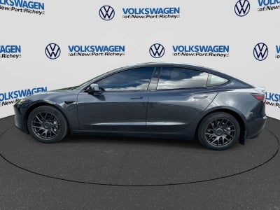 2025 Tesla Model 3 Base
