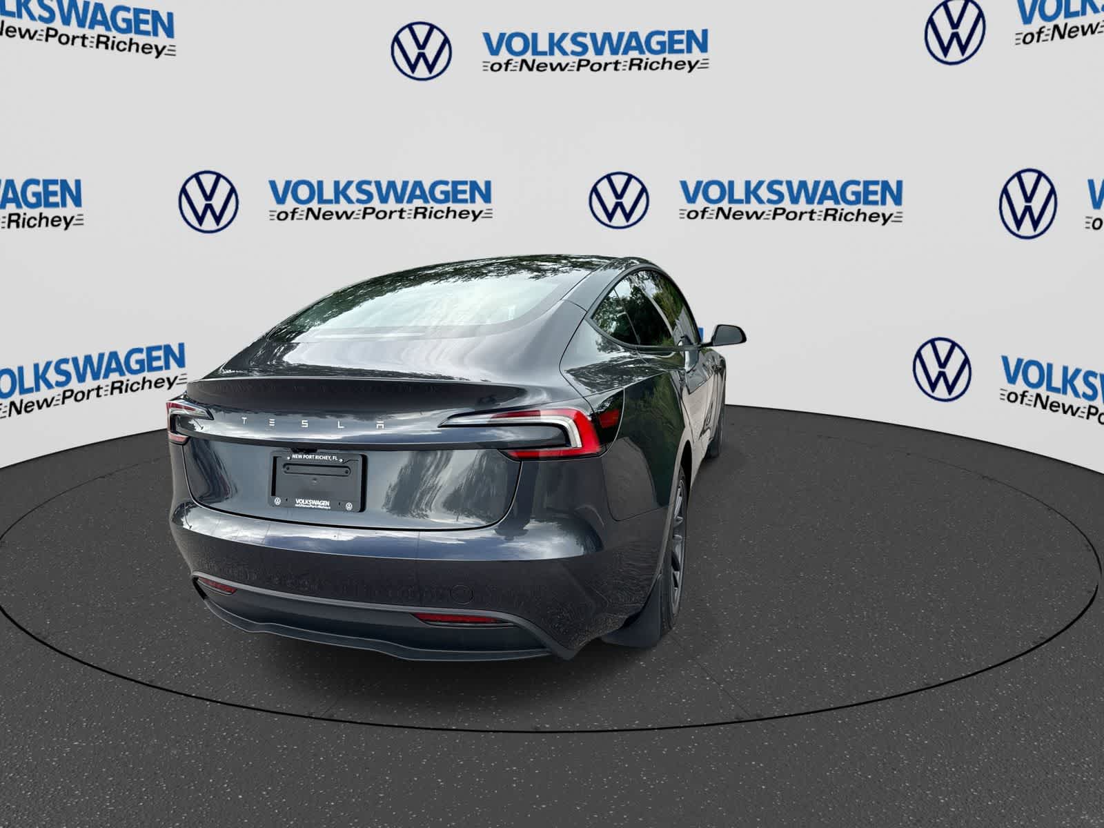 2025 Tesla Model 3 Base