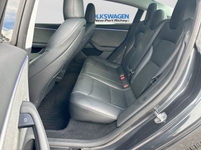 2025 Tesla Model 3 Base