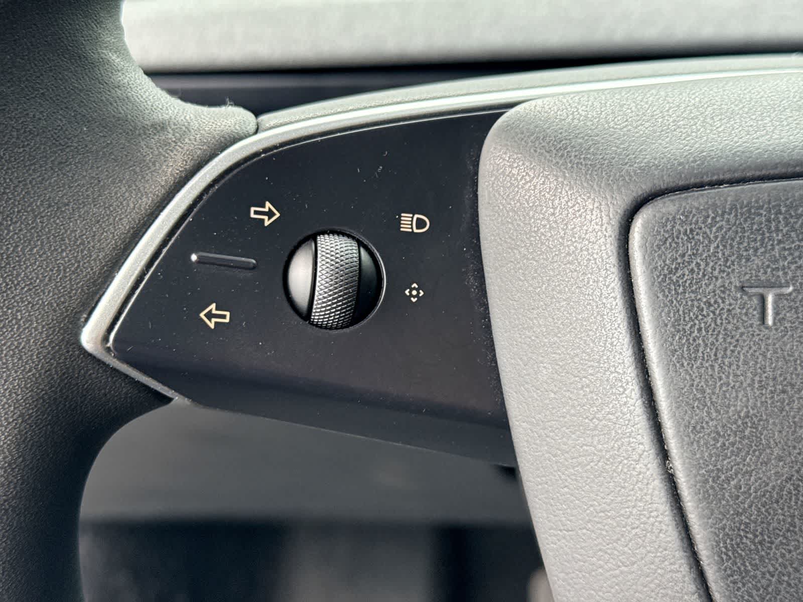 2025 Tesla Model 3 Base