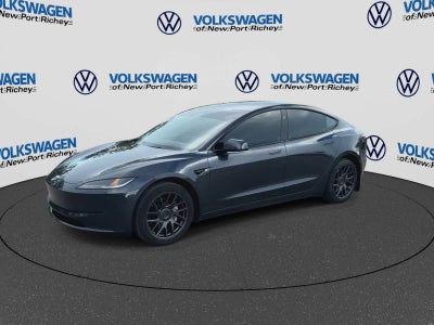 2025 Tesla Model 3 Base