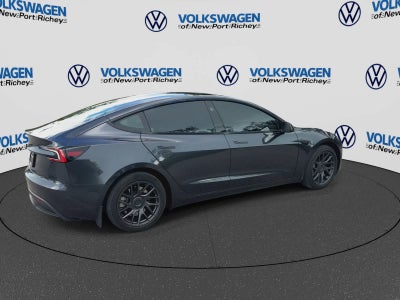 2025 Tesla Model 3 Base