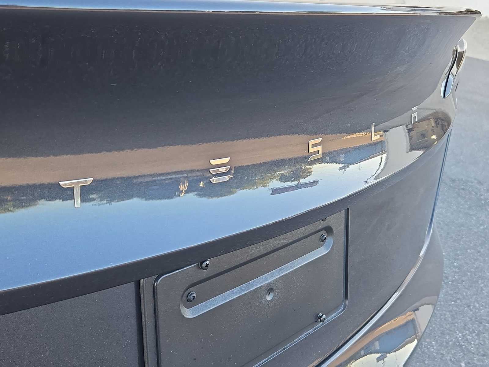 2025 Tesla Model 3 Base