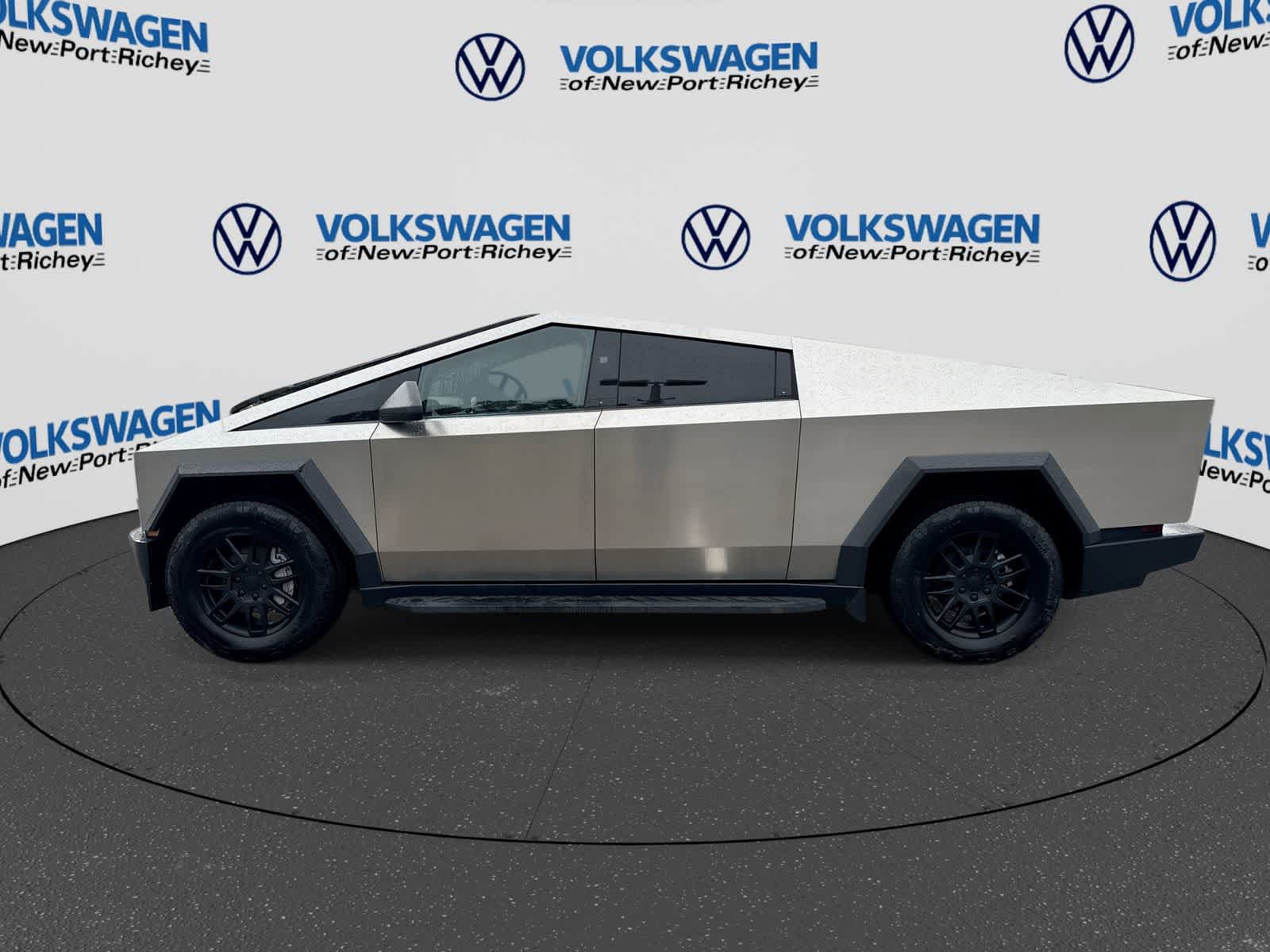 2024 Tesla Cybertruck Cyberbeast