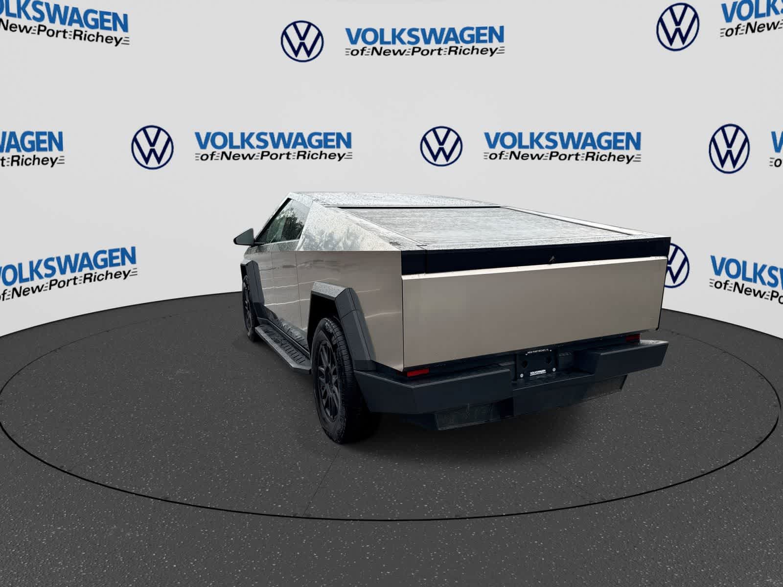 2024 Tesla Cybertruck Cyberbeast